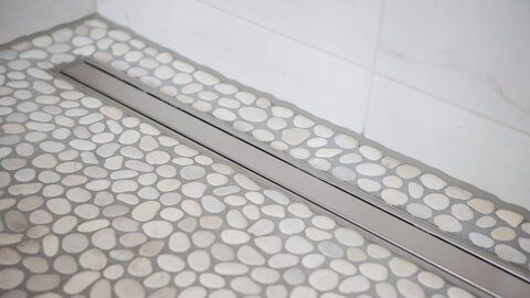 Badgestaltungen von der Herweg GmbH Leverkusen