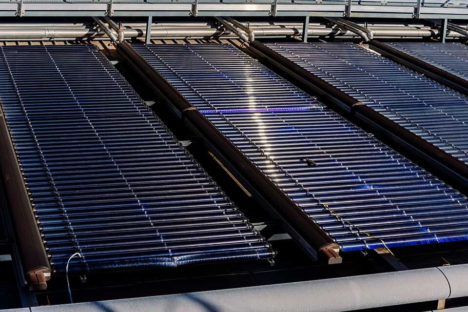 Installtion Solarthermie auf einem Dach